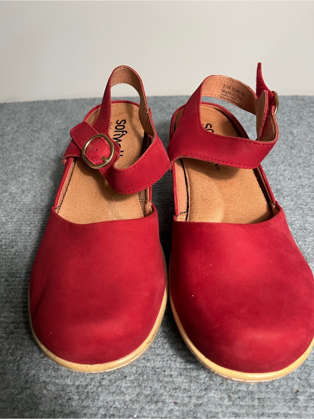 SoftWalk Wimen’s Mary Jane Style Sandals with Buckle Strap